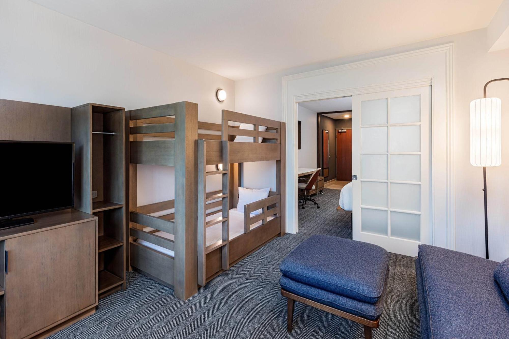 Courtyard By Marriott Anaheim Resort/Convention Center Екстер'єр фото