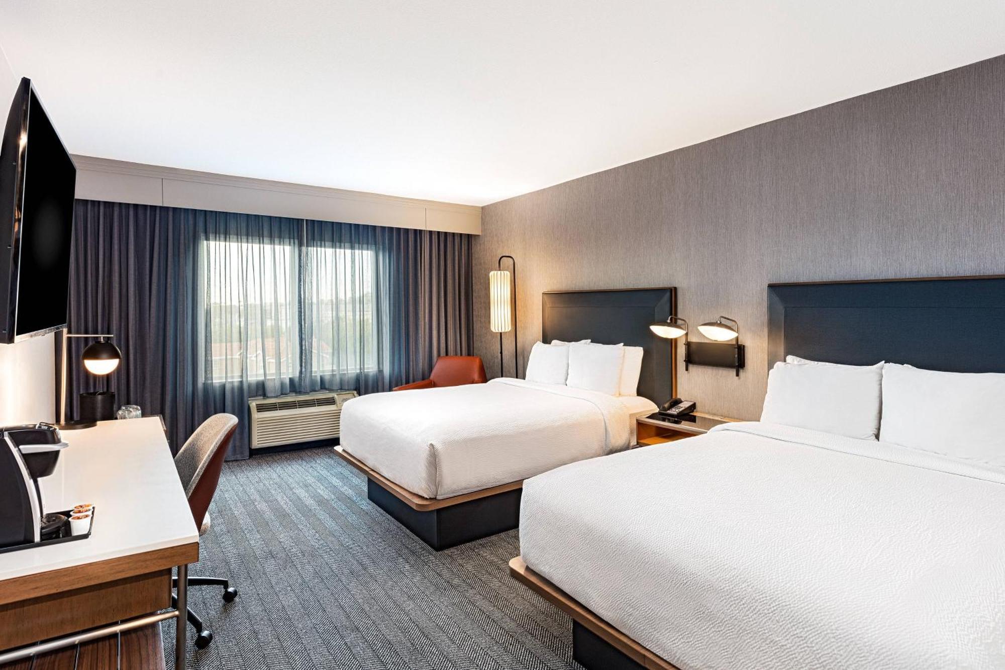 Courtyard By Marriott Anaheim Resort/Convention Center Екстер'єр фото