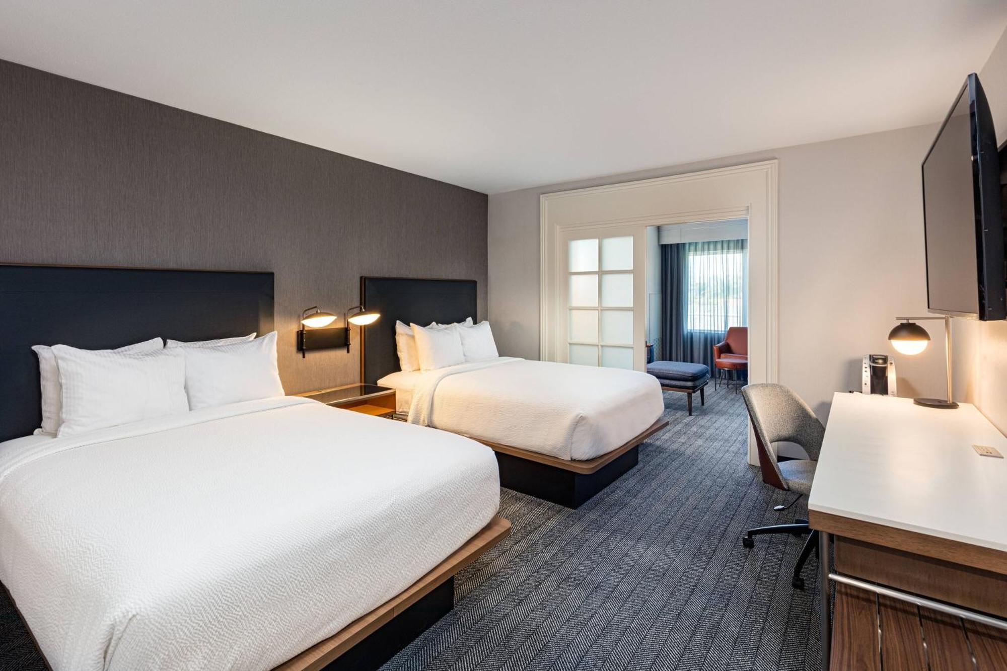 Courtyard By Marriott Anaheim Resort/Convention Center Екстер'єр фото